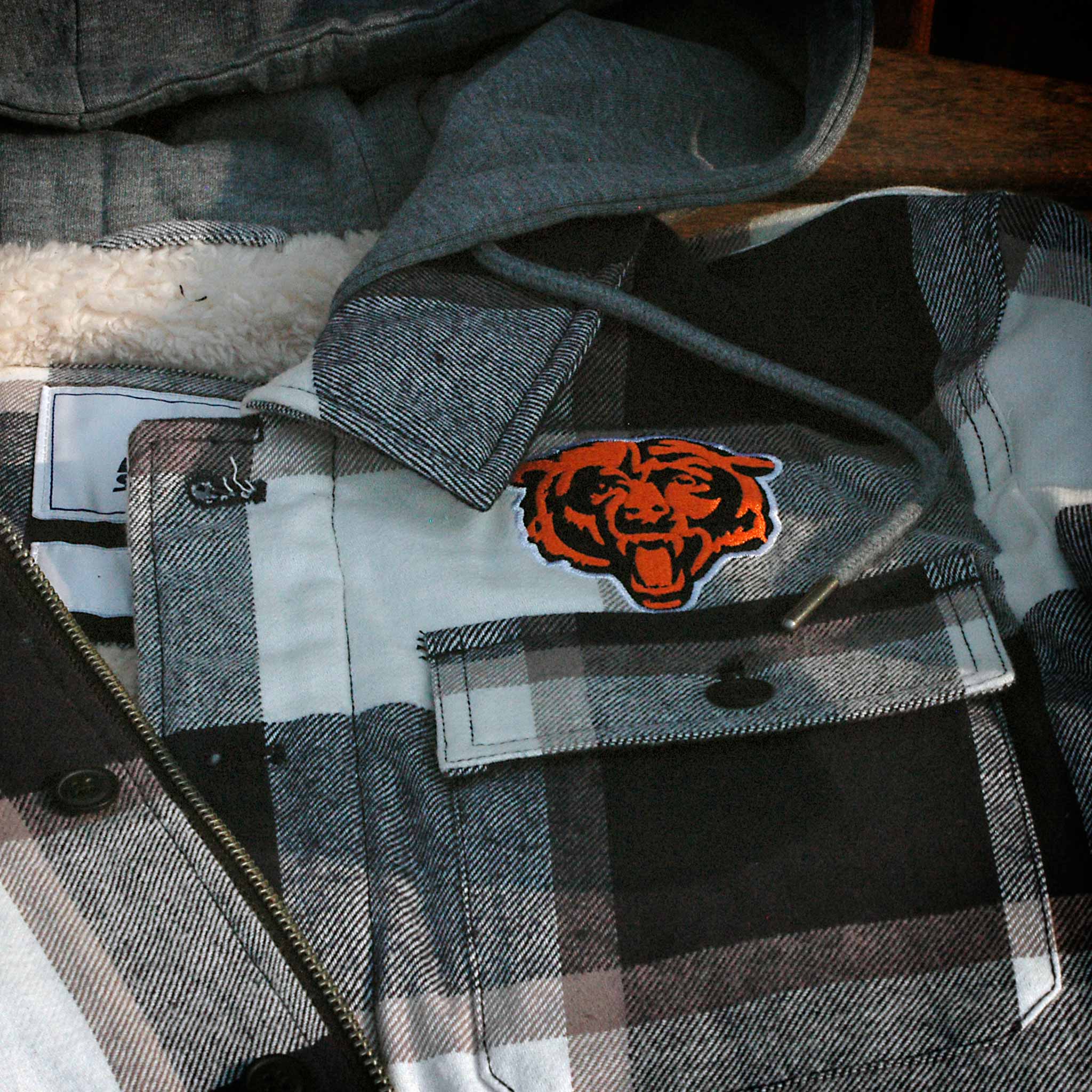 Chicago Bears Big Joe Sherpa Full-Zip Hooded Flannel Jacket - Image 4