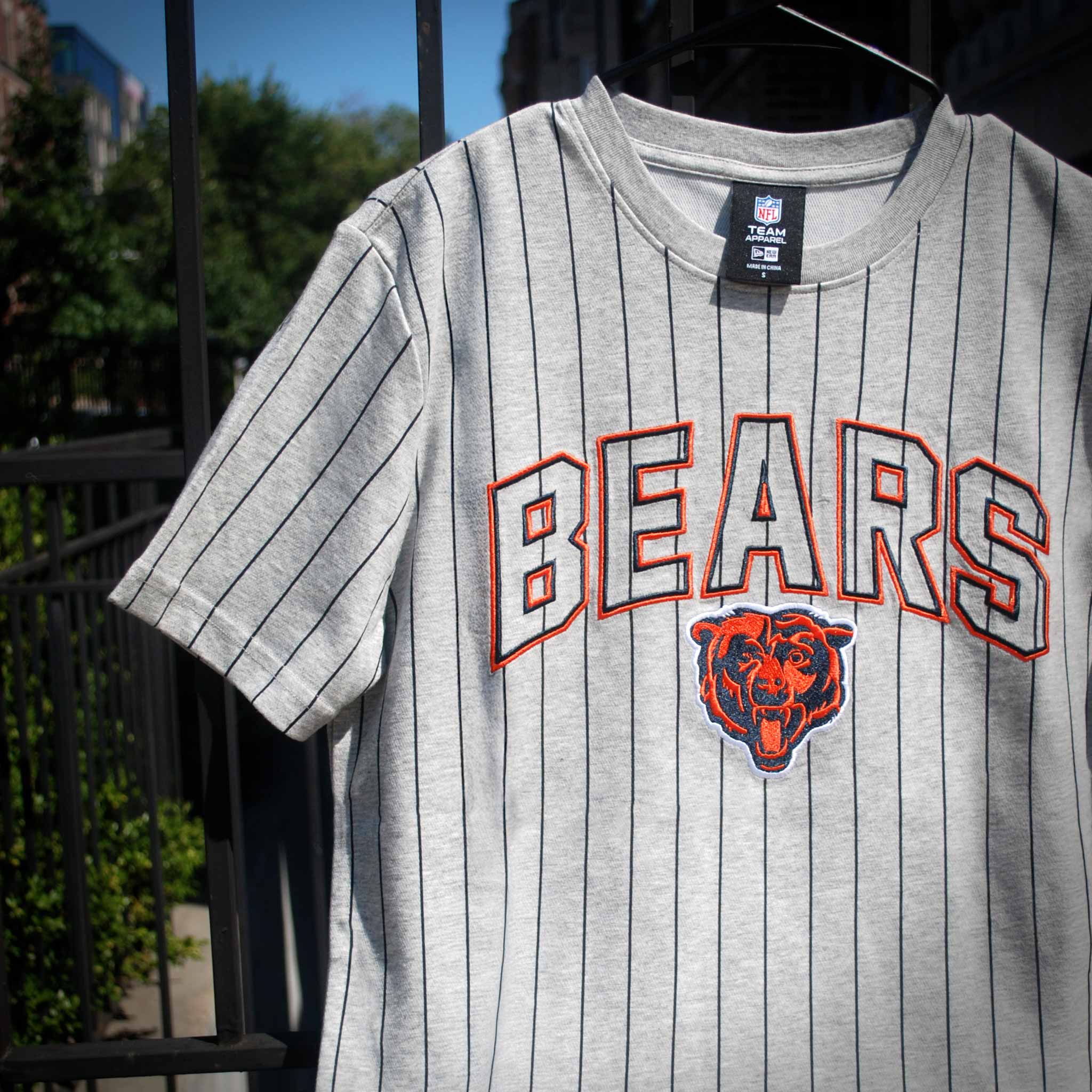Chicago Bears Grey Striped T Shirt - Image 3
