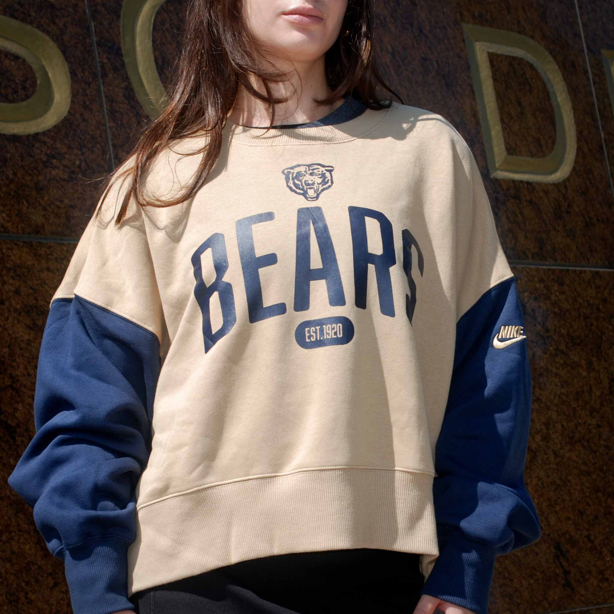 Chicago Bears Nike Women's Rewind Oversize Crewneck Sweatshirt - Image 3