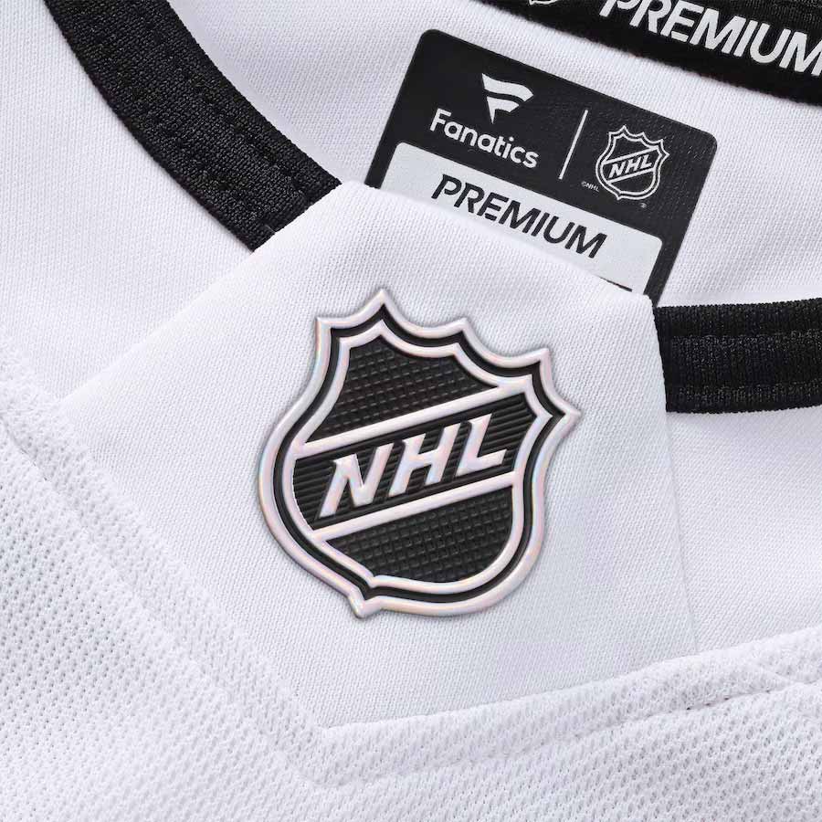 Chicago Blackhawks Fanatics Road Premium Jersey - Image 5