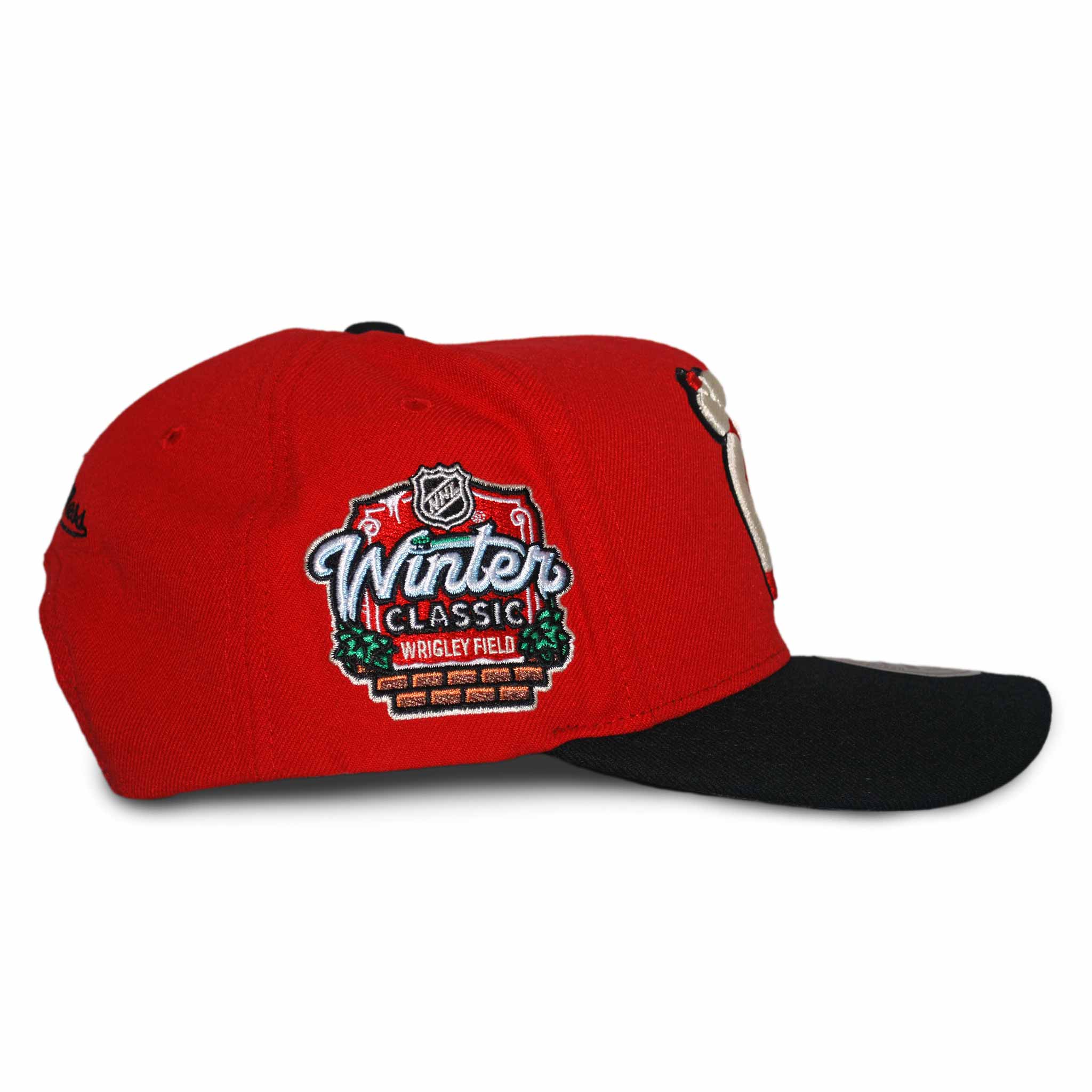 Chicago Blackhawks Mitchell & Ness 2024 Winter Classic 2T Pro Snapback Adjustable Cap - Image 3