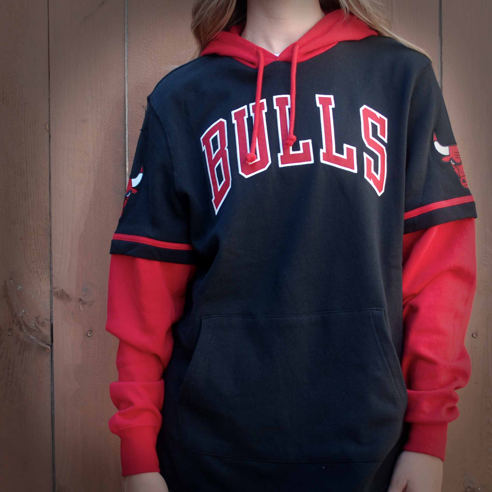 Chicago Bulls 47 Brand Black Trifecta Shortstop Pullover Sweatshirt - Image 3