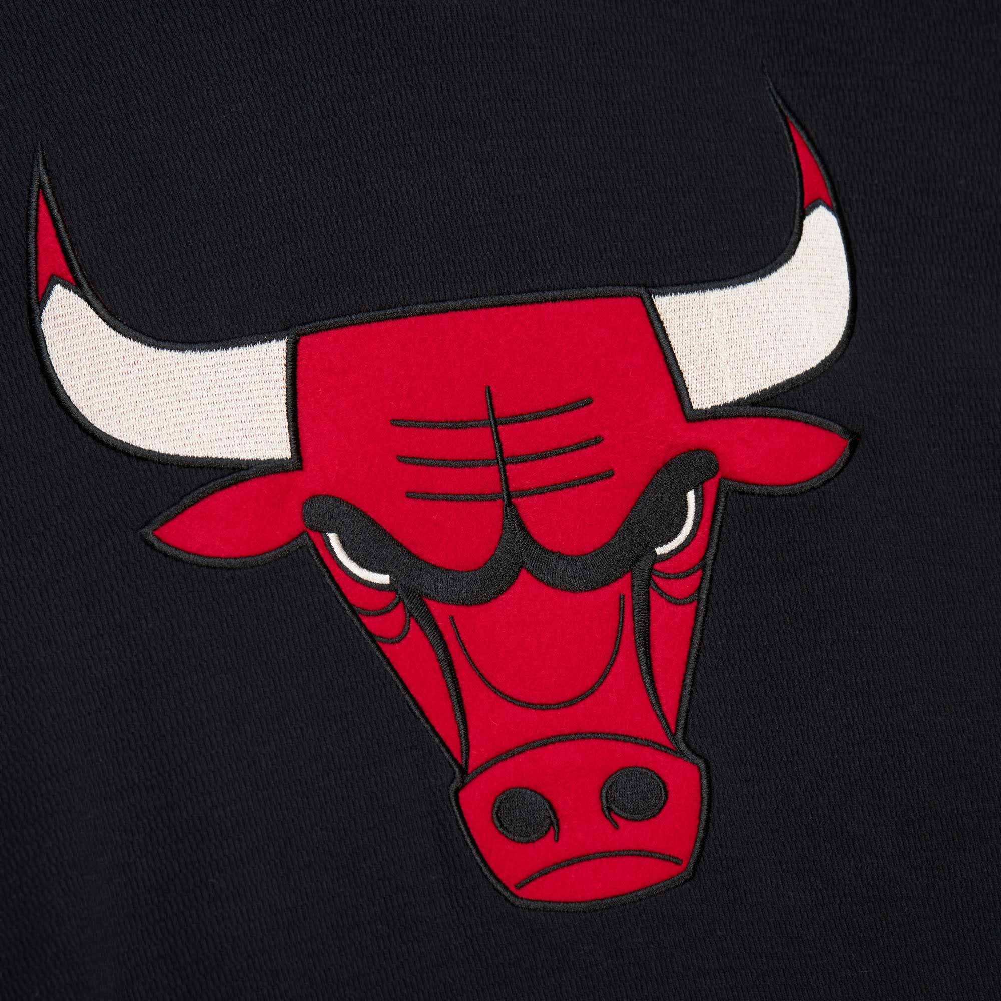 Chicago Bulls Mitchell & Ness Lightweight Hooded Sweatshirt - Image 3