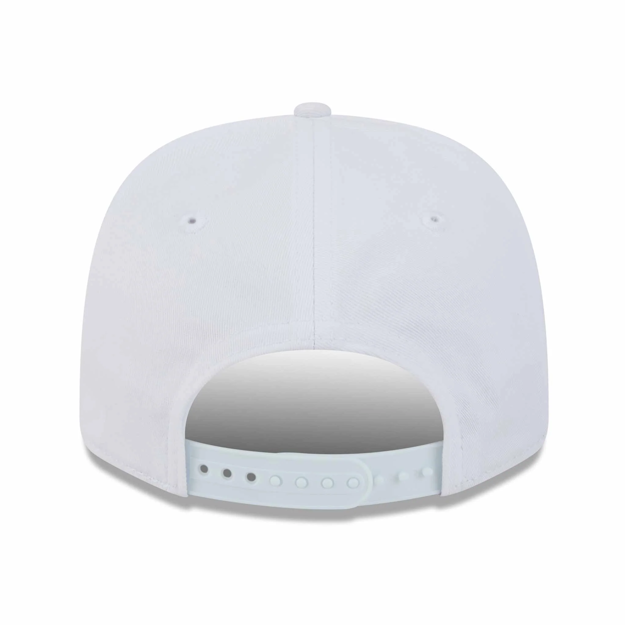 Chicago Cubs 1914 Bear White 9SEVENTY Stretch Snap Adjustable Cap - Image 2