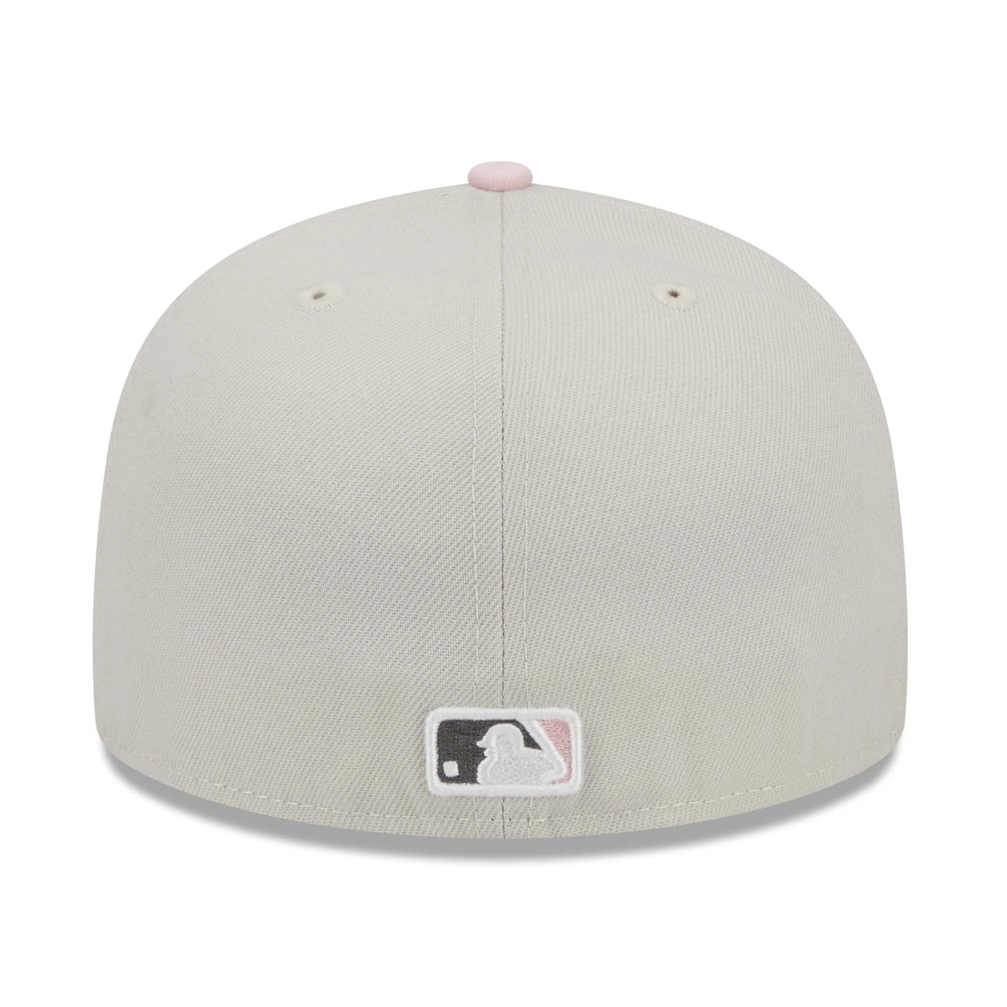 Chicago Cubs 2023 Mother's Day 59FIFTY Fitted Cap - Image 2