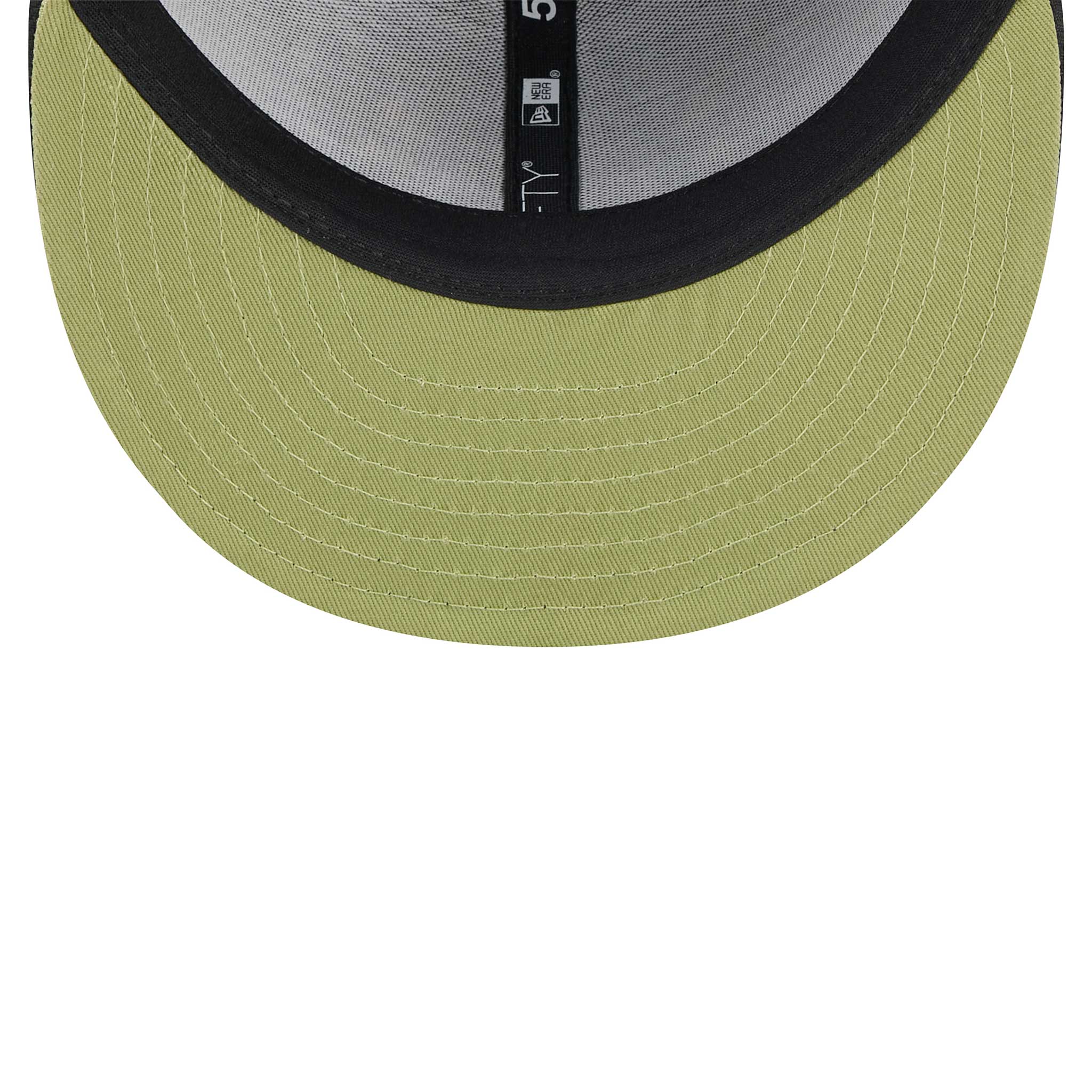 Chicago Cubs 2024 Armed Forces Day 59FIFTY Fitted Cap - Image 4