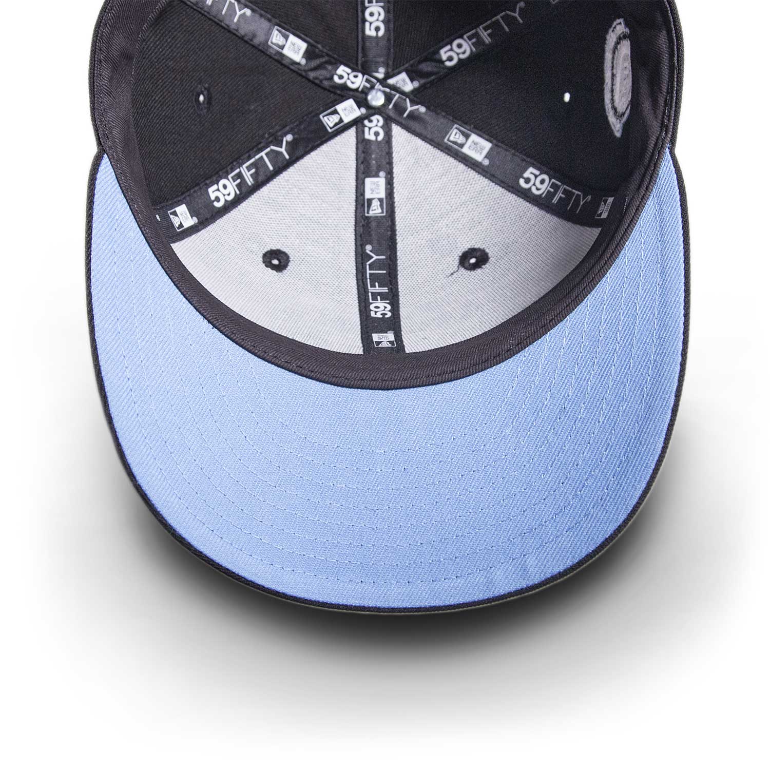Chicago Cubs Black 1969 Low Profile 59FIFTY Fitted Cap - Image 4
