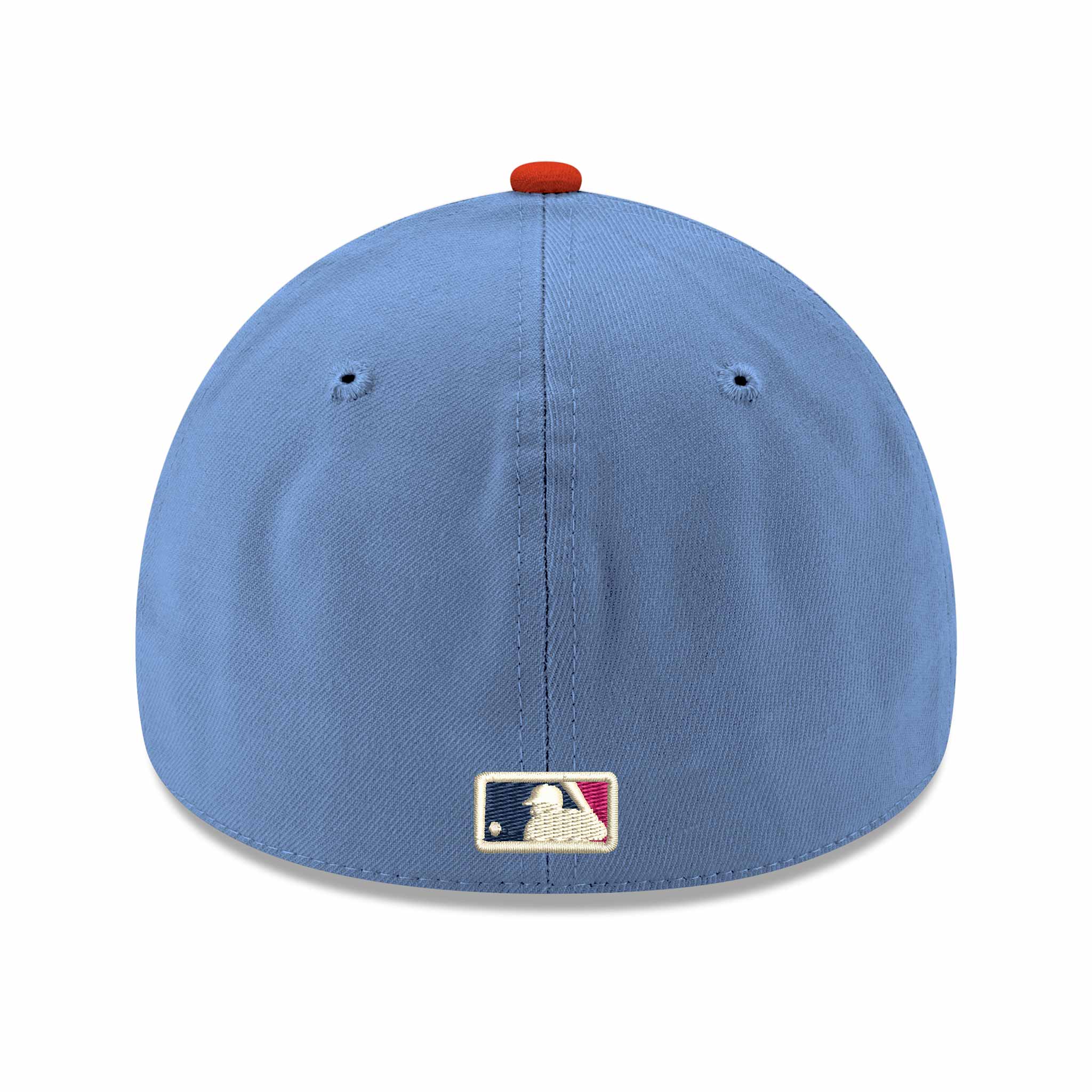 Chicago Cubs New Era Chrome Sky Rock Bear 39THIRTY Stretch Fit Cap - Image 2