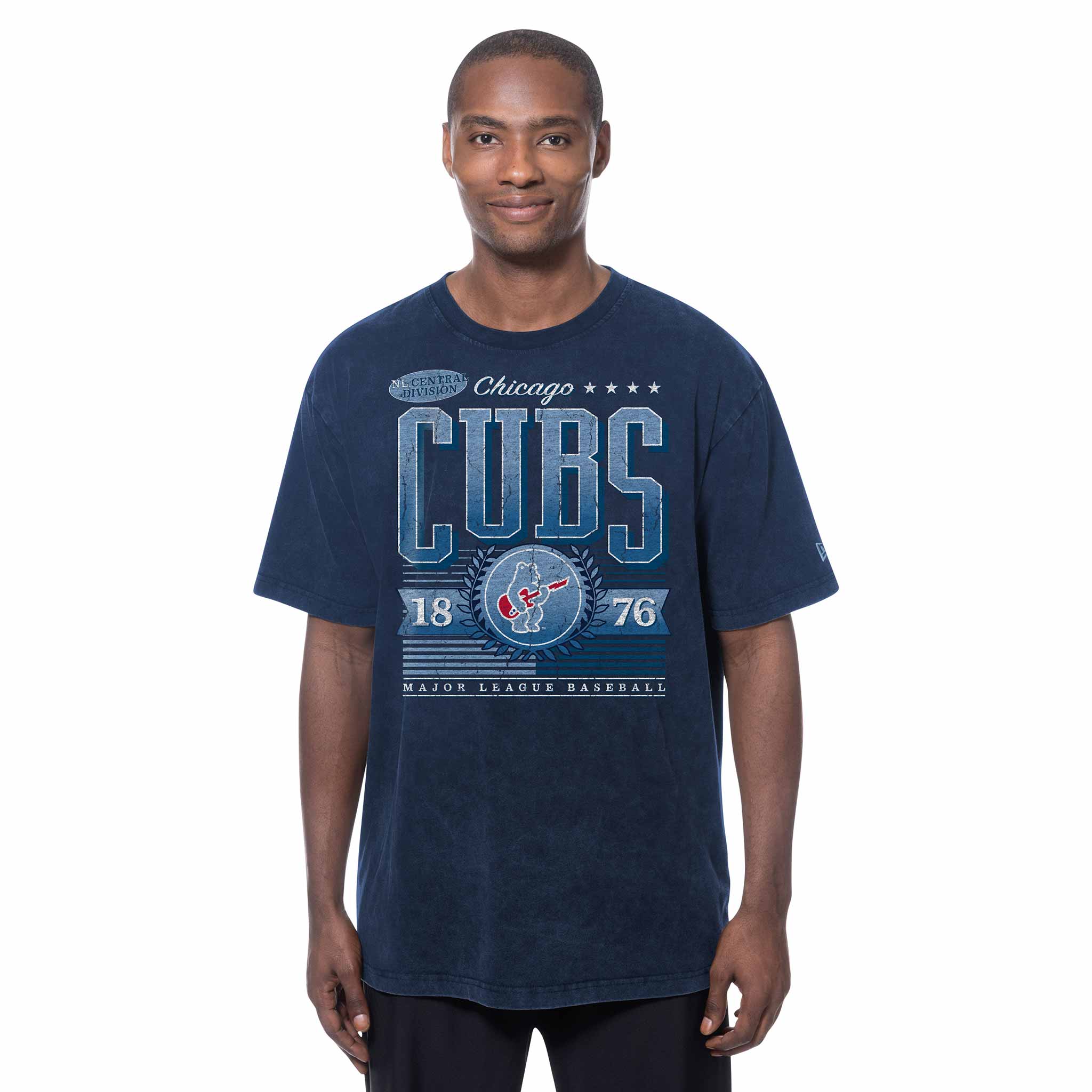 Chicago Cubs New Era Rock Bear Throwback Oversized Short Sleeve T Shirt - Image 3